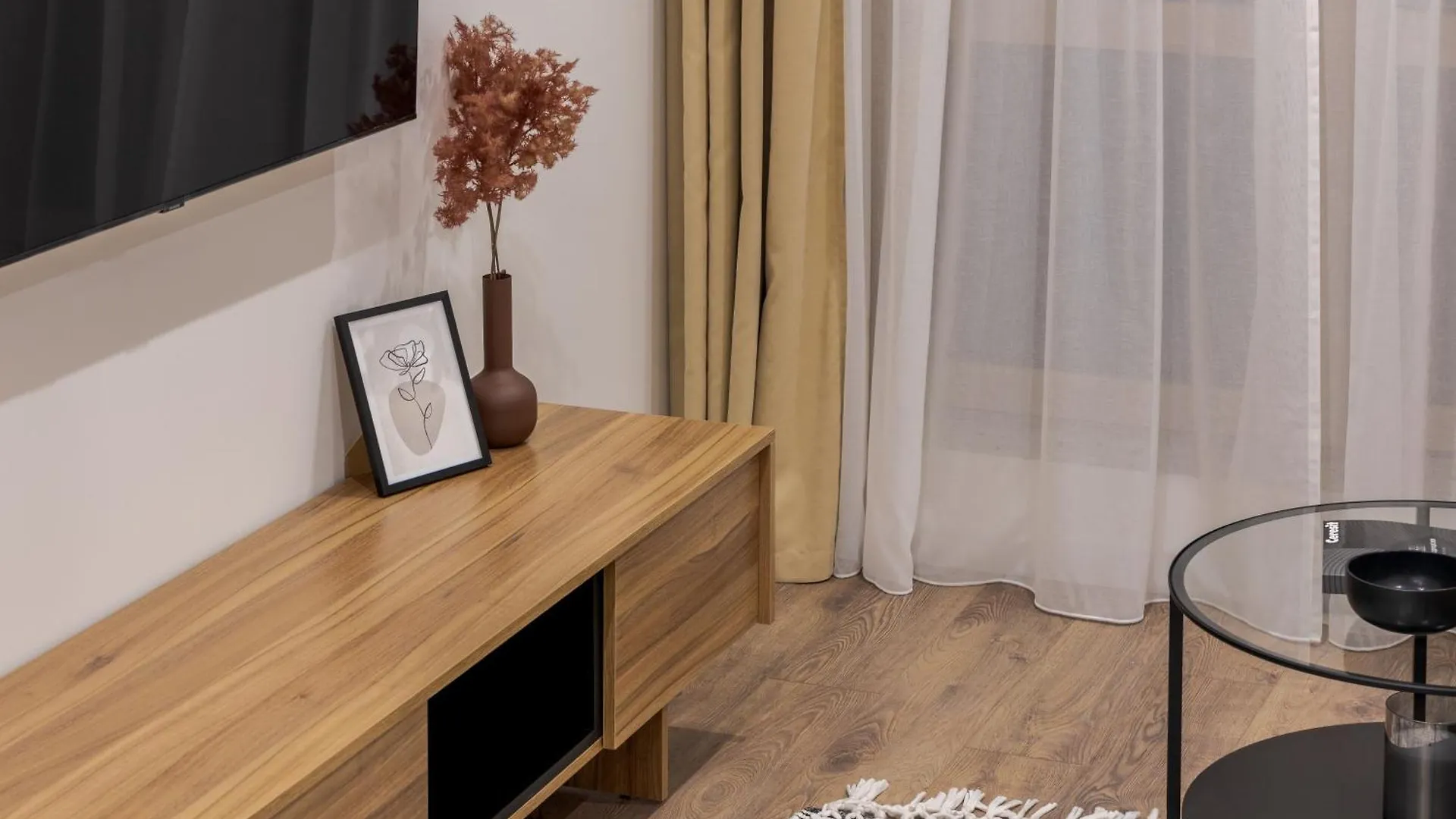 Smart Apartments Lviv Aparthotel