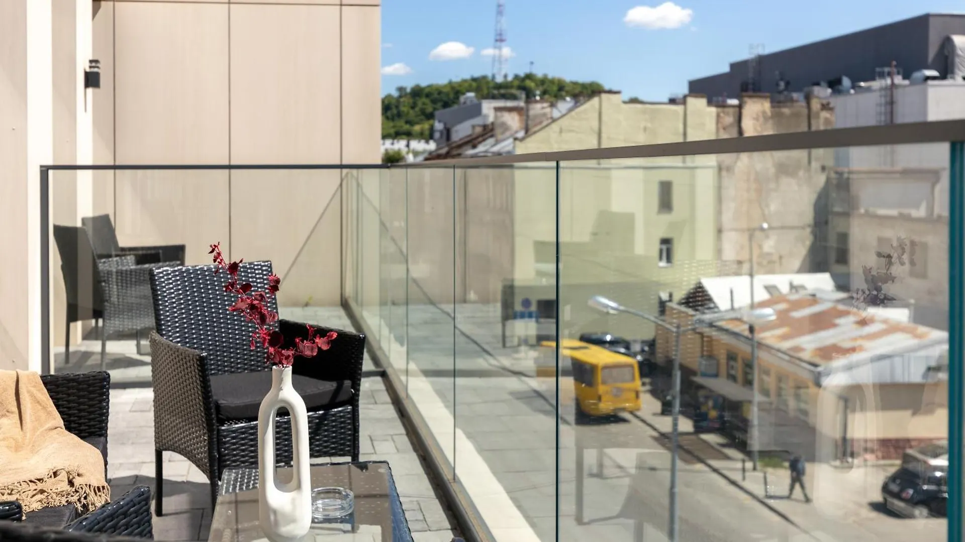 アパートホテル Smart Apartments リヴィウ ウクライナ
