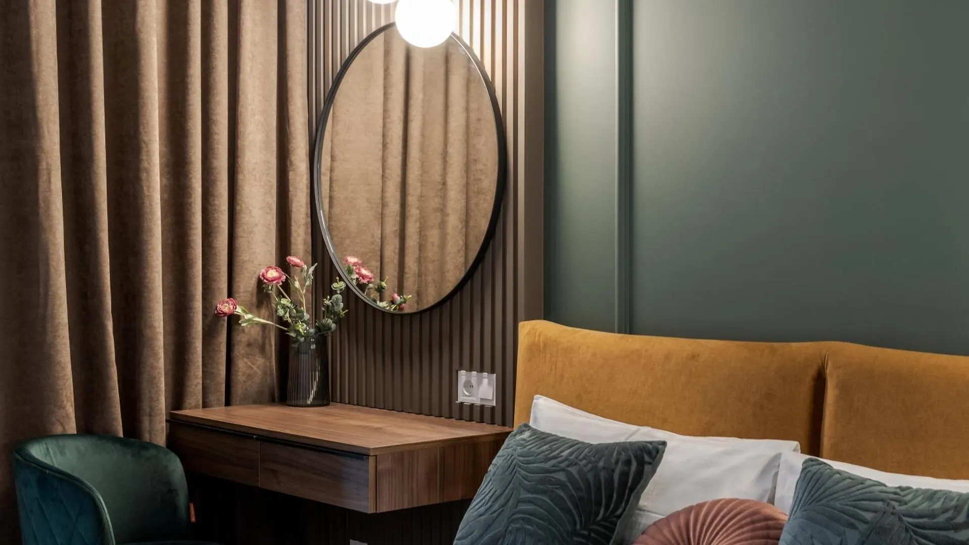 アパートホテル Smart Apartments リヴィウ