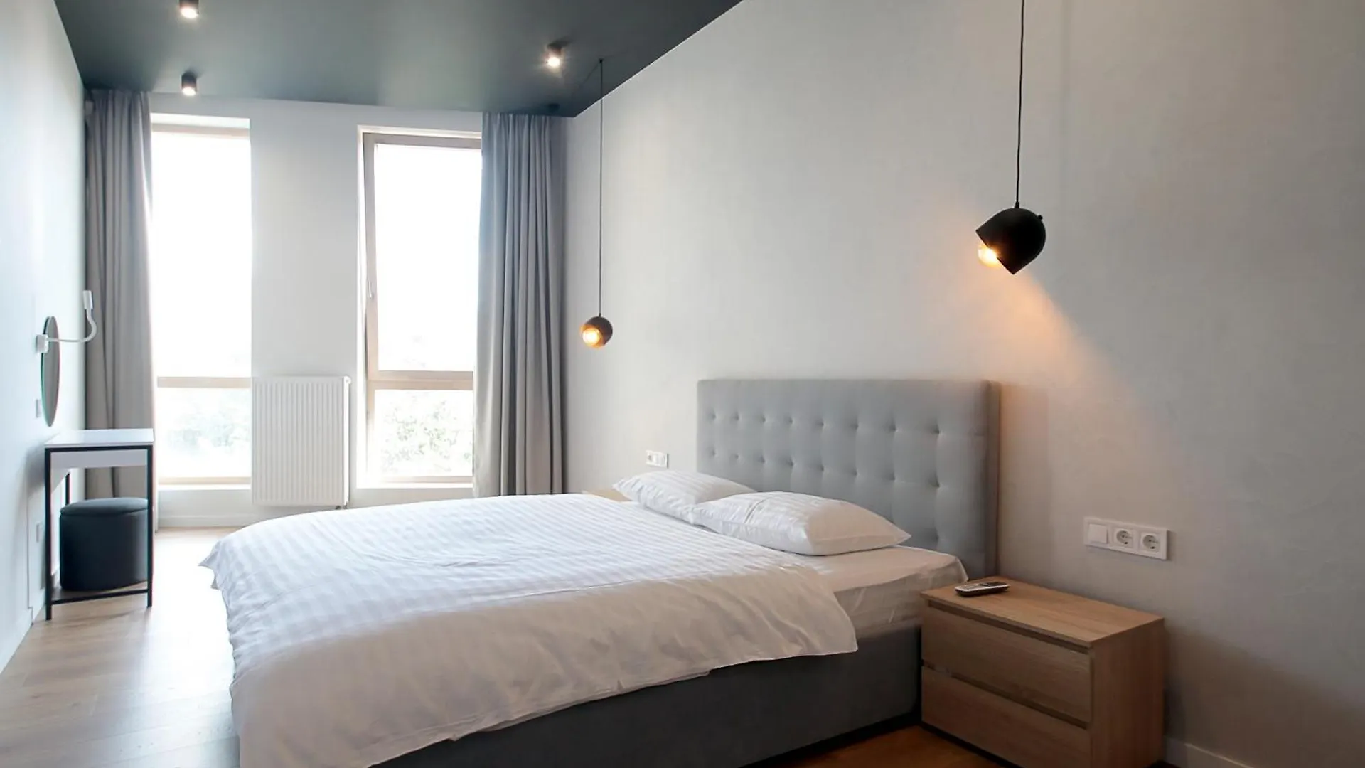 アパートホテル Smart Apartments リヴィウ ウクライナ